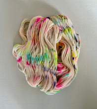 Load image into Gallery viewer, Superwash Merino - Sock Weight - Ecru and Speckled Neon