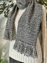 Load image into Gallery viewer, Scarf - Black and White Icelandic Wool