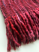 Load image into Gallery viewer, Scarf - Red &amp; Black