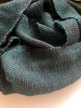 Load image into Gallery viewer, Scarf - Green and Black